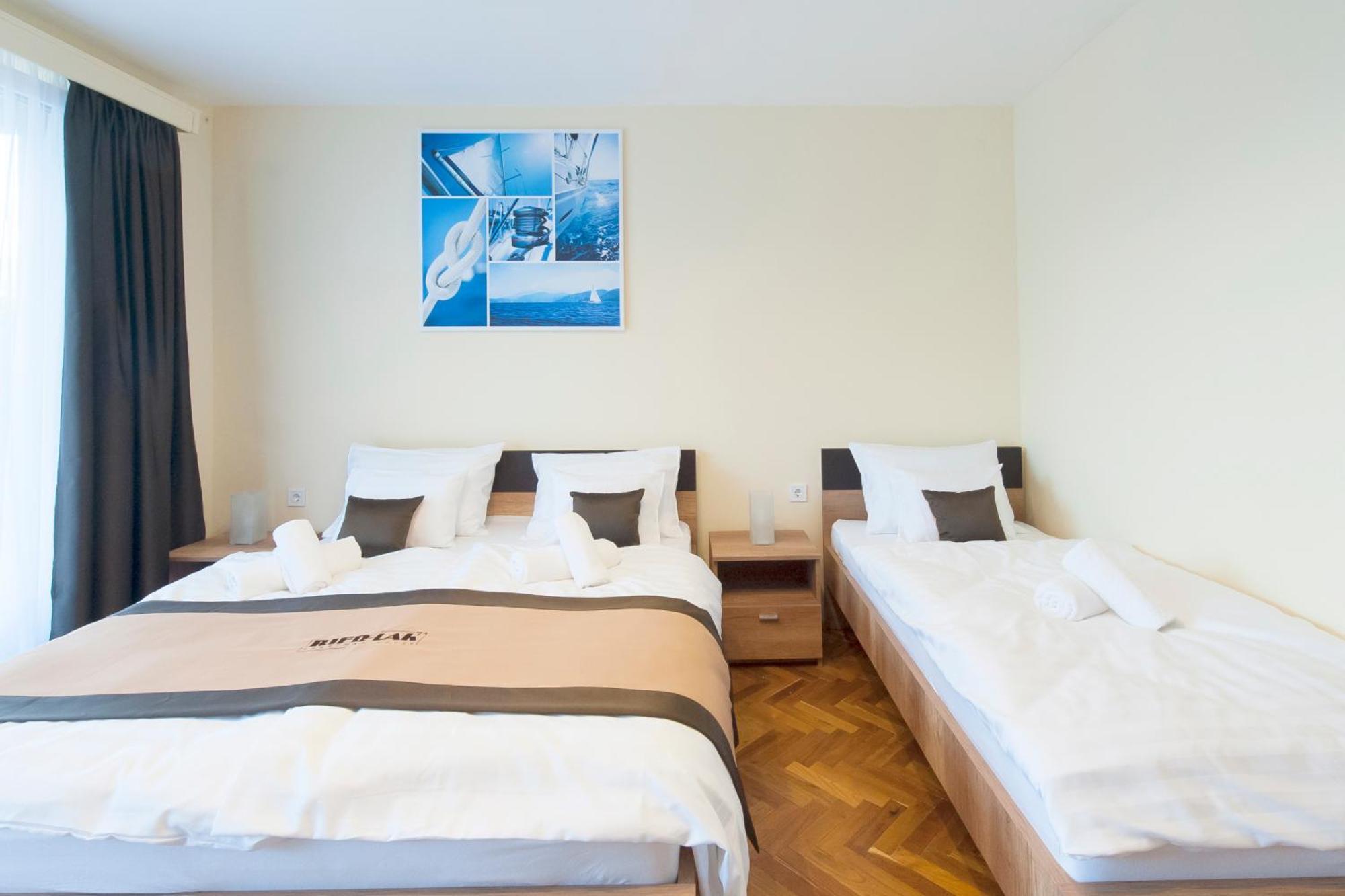 Bier-Lak Apartman House 71 Balatonlelle Dış mekan fotoğraf