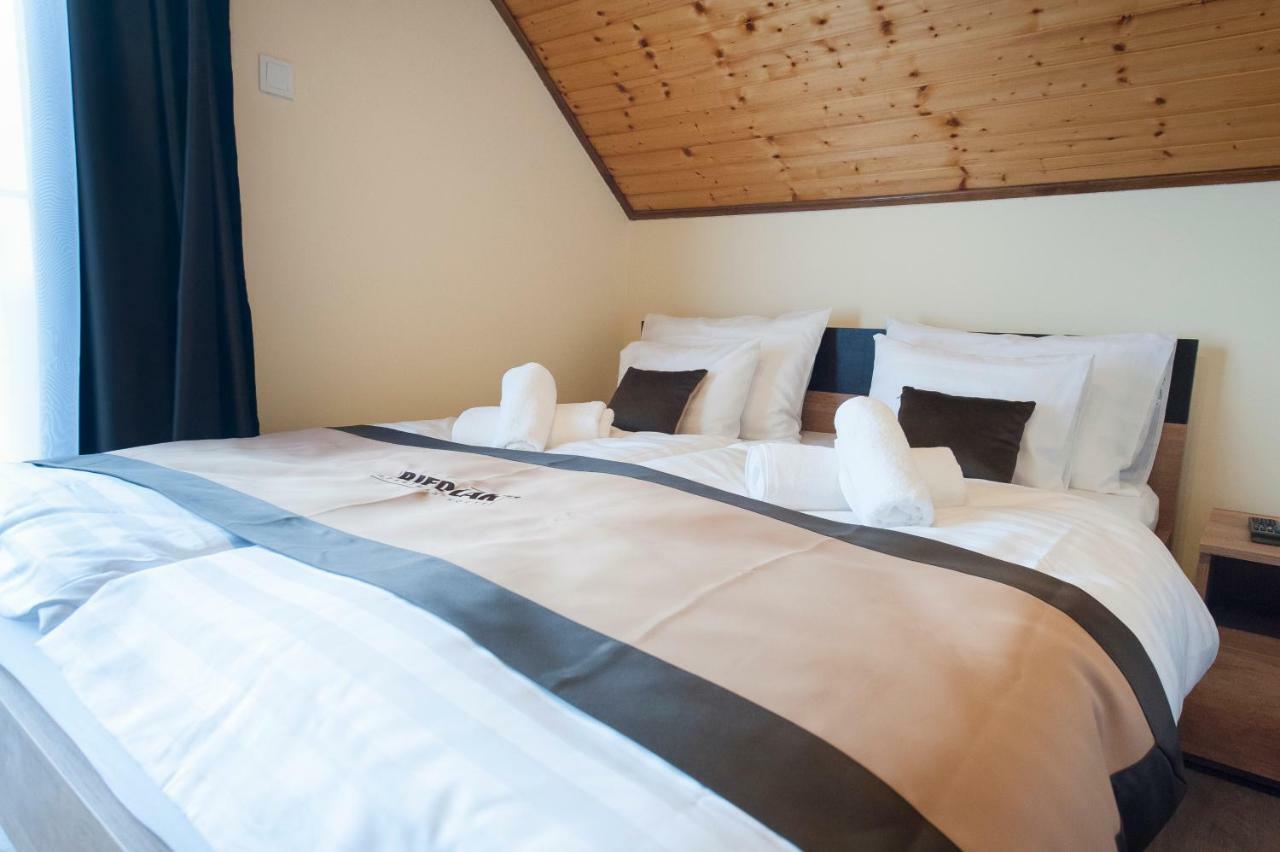 Bier-Lak Apartman House 71 Balatonlelle Dış mekan fotoğraf
