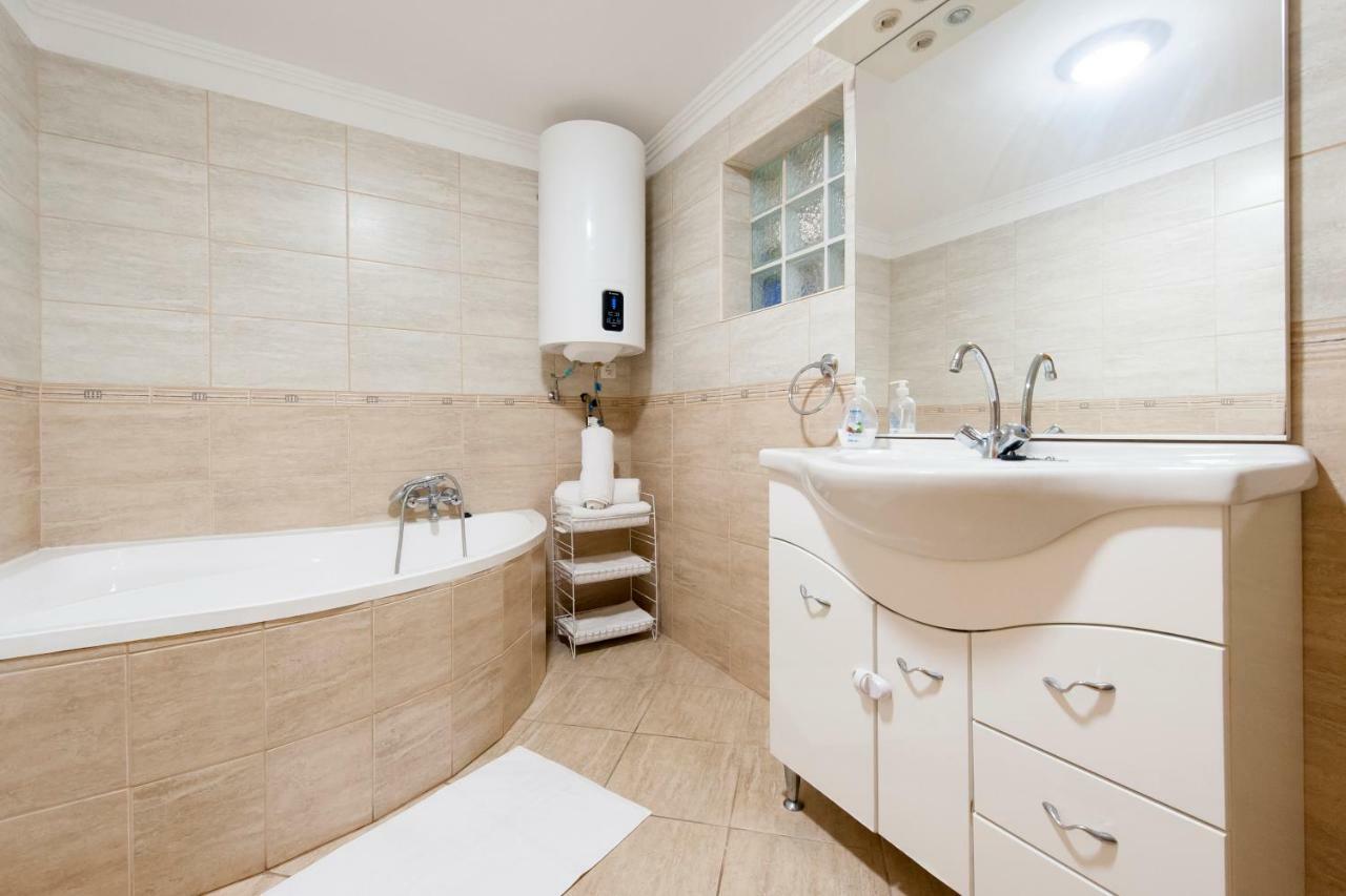 Bier-Lak Apartman House 71 Balatonlelle Dış mekan fotoğraf