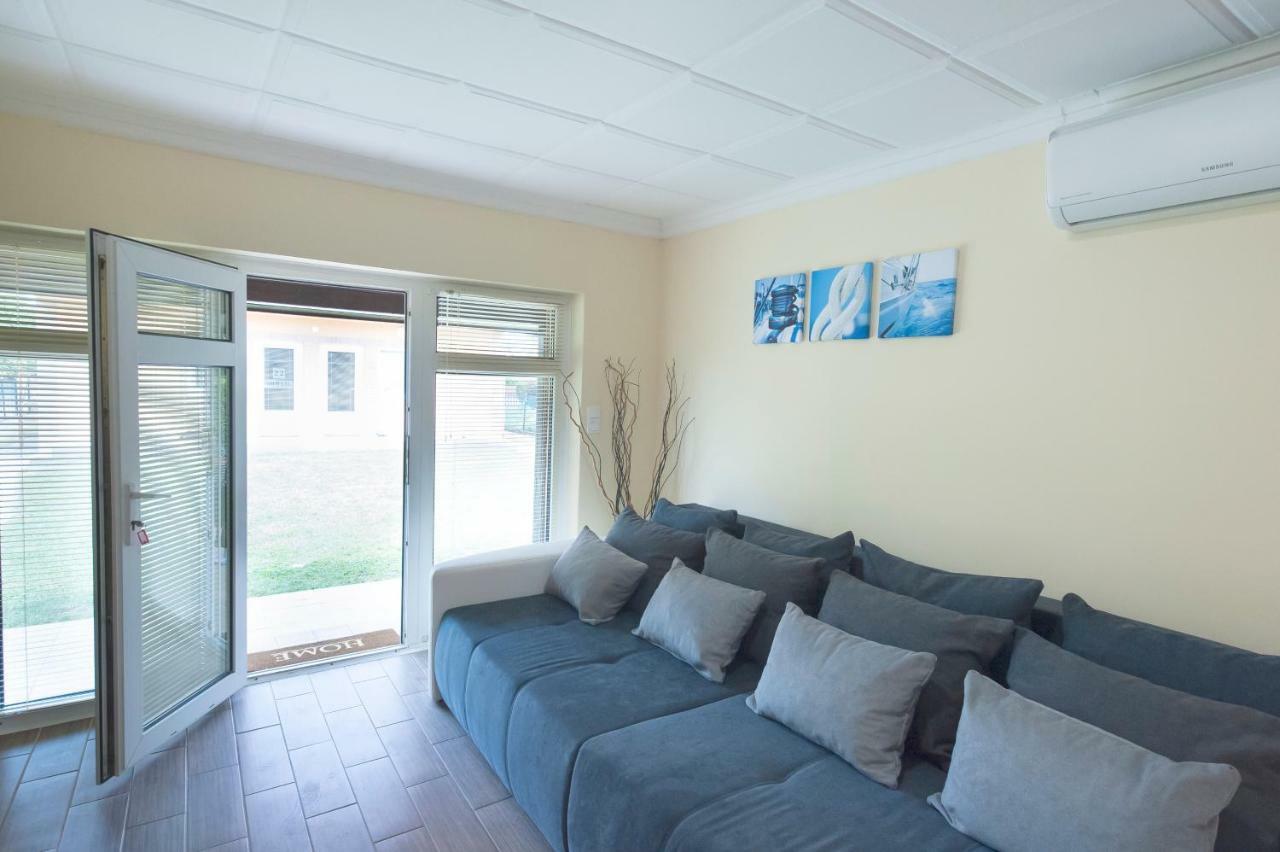 Bier-Lak Apartman House 71 Balatonlelle Dış mekan fotoğraf