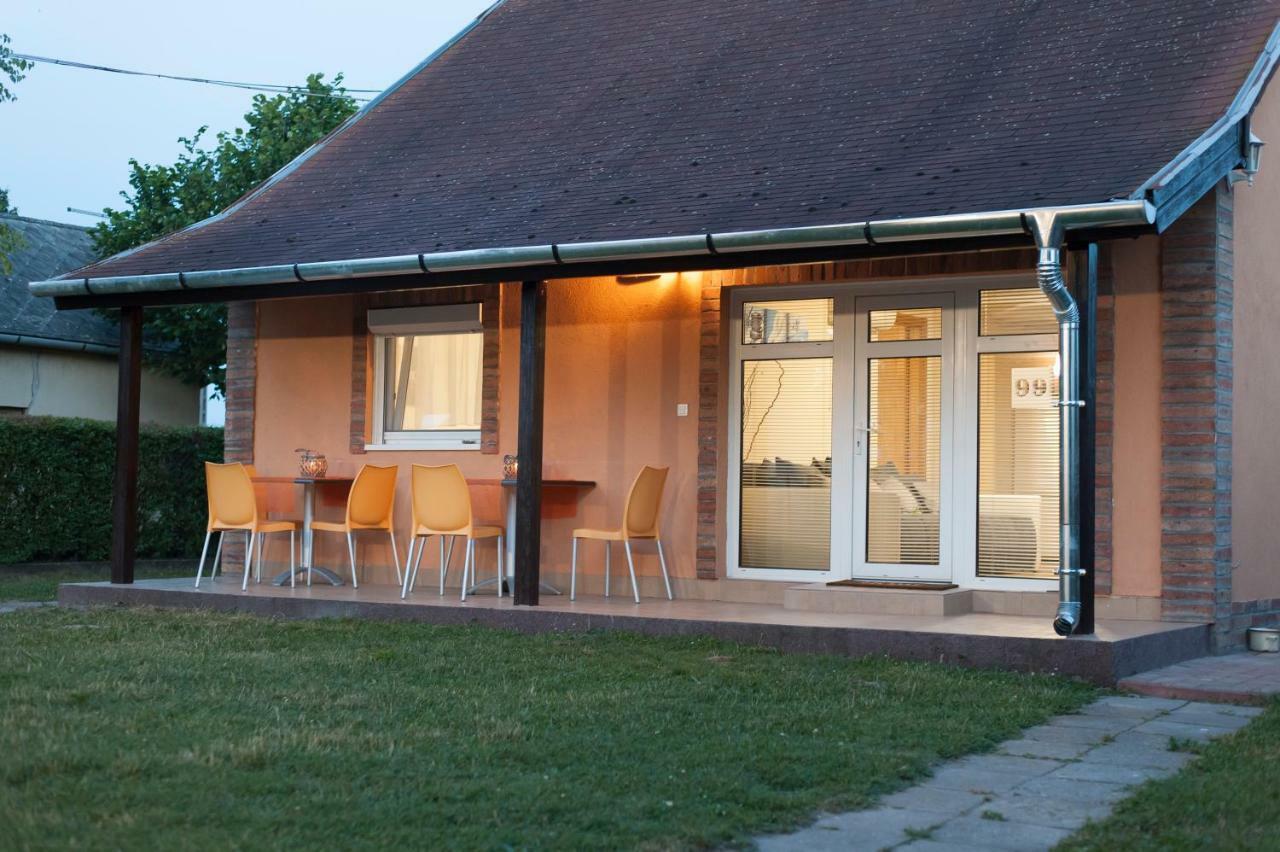 Bier-Lak Apartman House 71 Balatonlelle Dış mekan fotoğraf