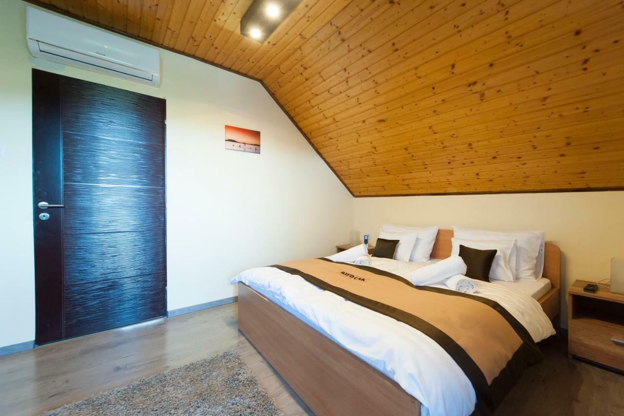 Bier-Lak Apartman House 71 Balatonlelle Dış mekan fotoğraf